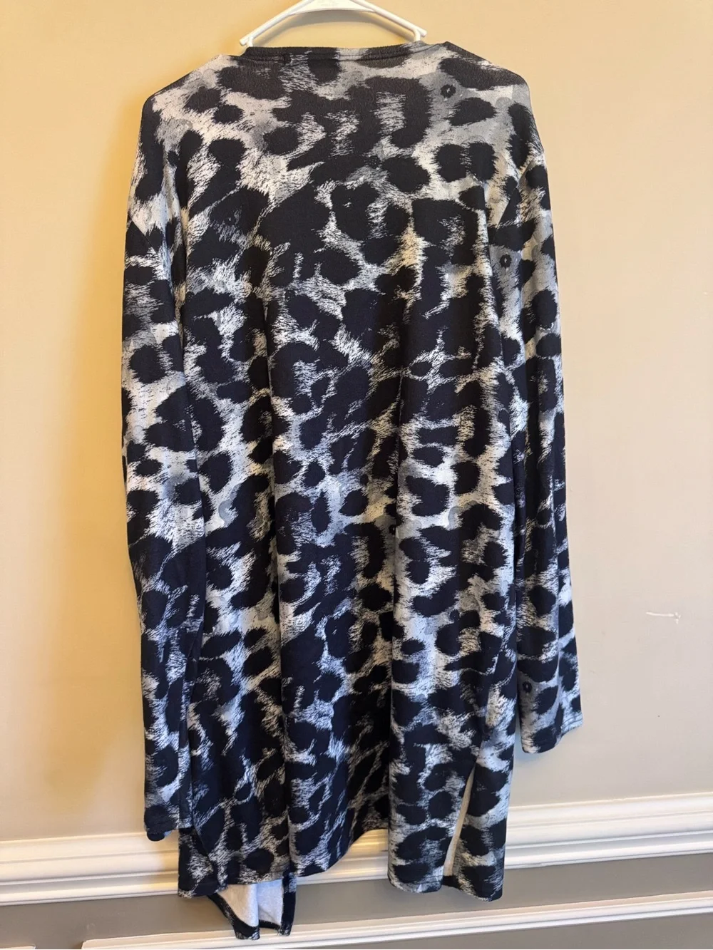 Glitzy girl boutique. Cozy Animal-Print Open Cardigan - Black & Gray